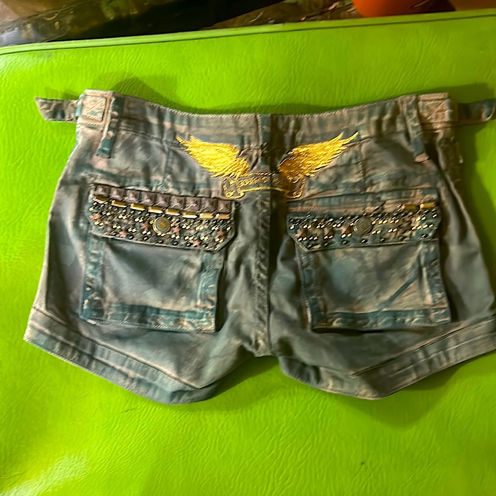 Hot pants
